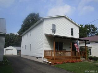 84 Smith St, Springville, NY 14141