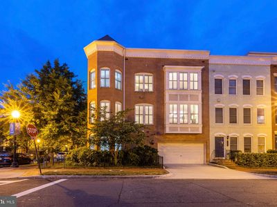 1001 4th St SE, Washington, DC, 20003