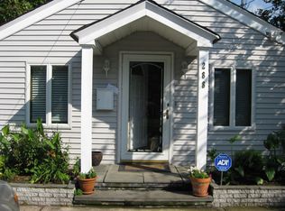 288 Nassau St, Westbury, NY 11590