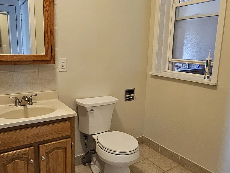 4453 N Central Park Ave #2 — Photo 6