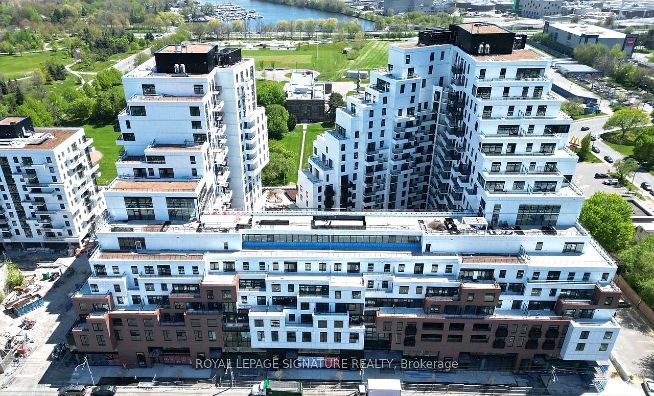 QA Condos — Photo 1
