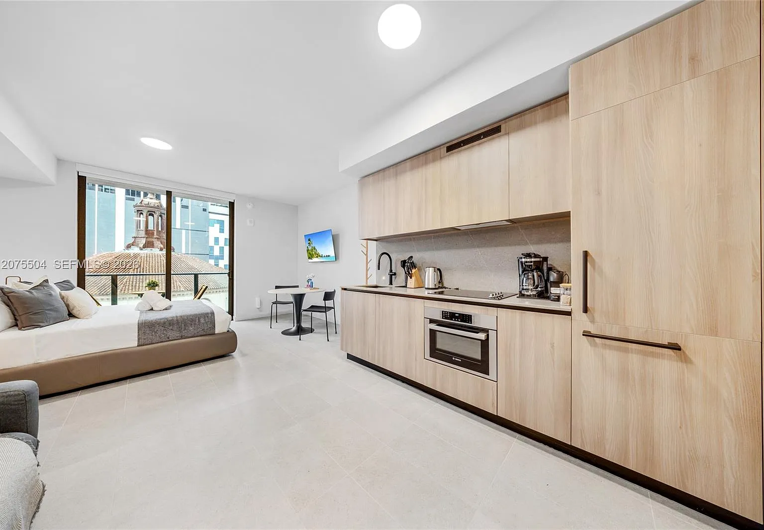 Studio, 1.0 bath, 401 sqft, $2,800 — Photo 4