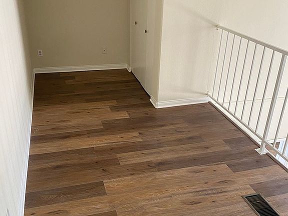5th image of 5430 Alvern Cir APT K201