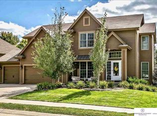 17617 Poppleton Ave, Omaha, NE 68130