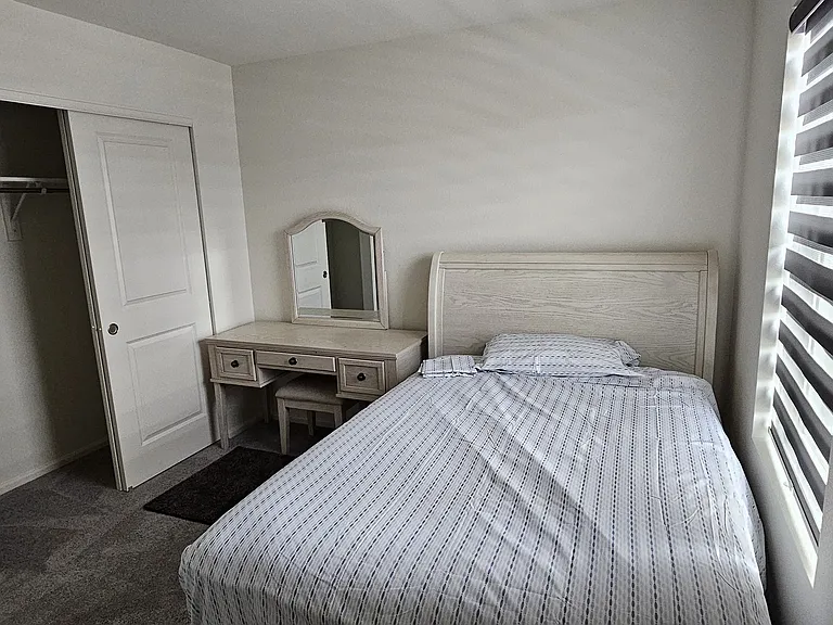 5768 N Killarney Way — Photo 16