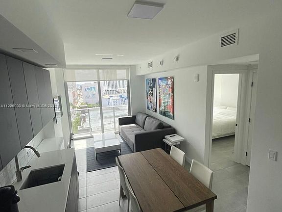 4th image of 227 NE 2nd St Unit 1503