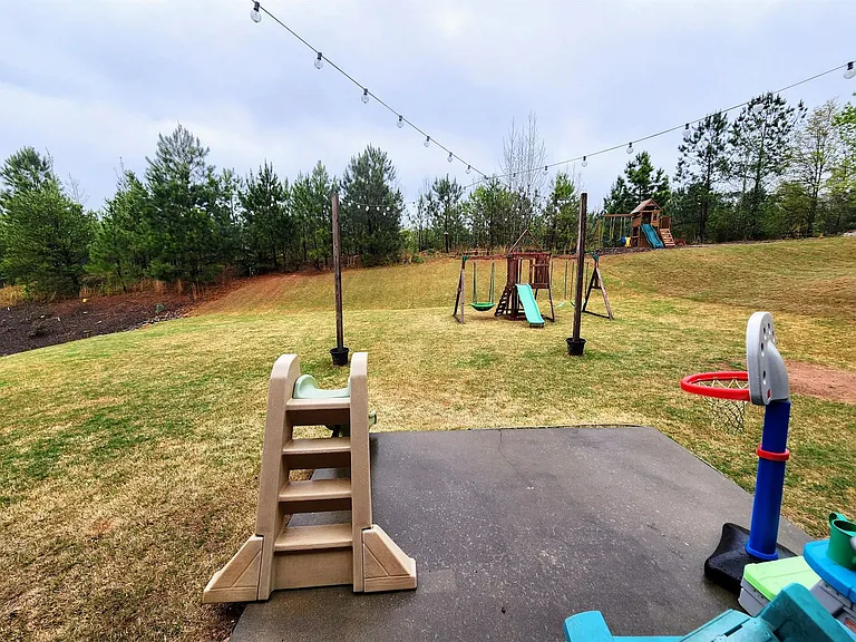 612 Sandstone Dr — Photo 20