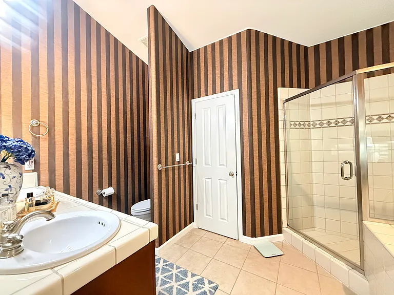 1140 E Sawgrass Ave — Photo 21