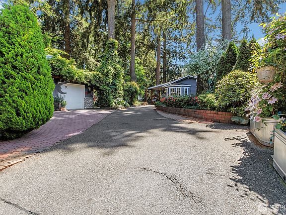 2nd image of 8904 Dolly Madison Court SW