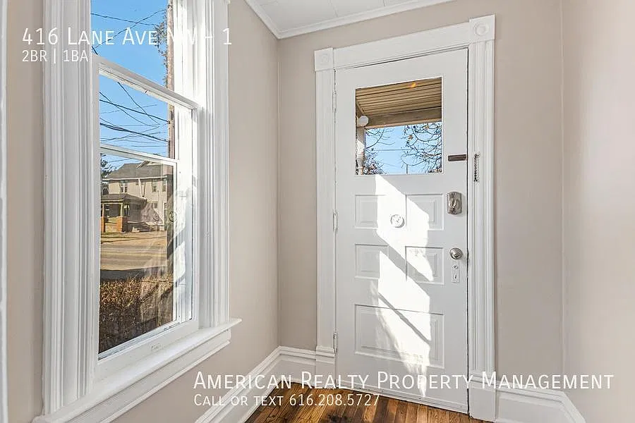 416 Lane Ave NW — Photo 2