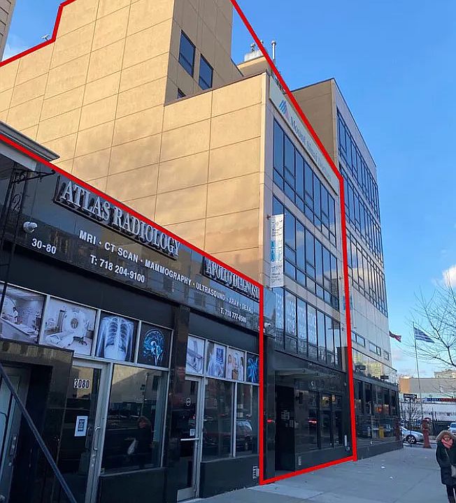 1st image of 3074 31st St