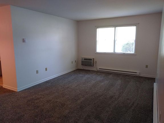 5th image of 475 E 5th Ave S #4