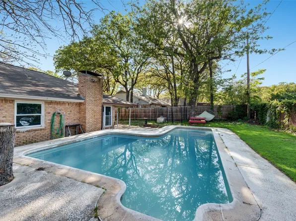 1117 Lake Ridge Dr, Azle, TX 76020