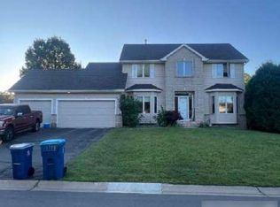 4290 Cottonwood Ln N, Plymouth, MN 55441