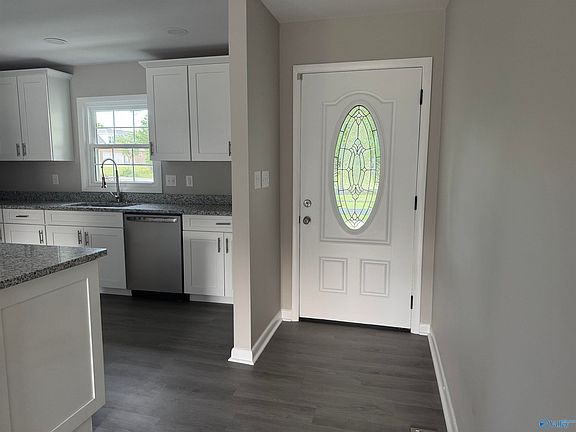3rd image of 3057 Garner Rd NW