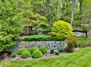 Stonehenge Pkwy, Lewisburg, WV 24901