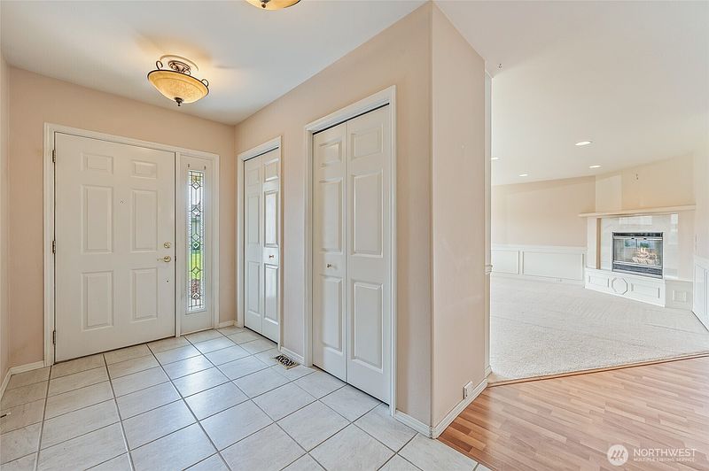 5th image of 1380 Eastmont Avenue #1203
