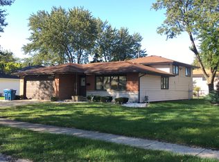16830 Wausau Ct, South Holland, IL