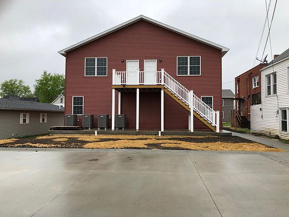 2nd image of 407 S Main St