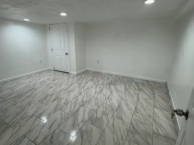 3302 Ward St — Photo 9