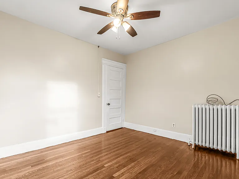 1035 Dixwell Ave — Photo 26