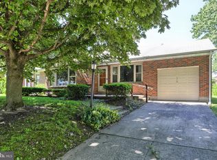 319 E Walnut St, Lebanon, PA 17042
