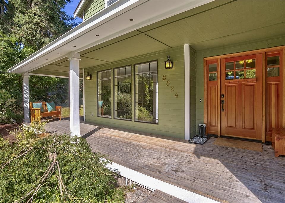 1st image of 8824 NE New London Ct