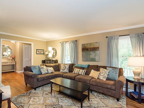 4th image of 3446 Regalwoods Dr