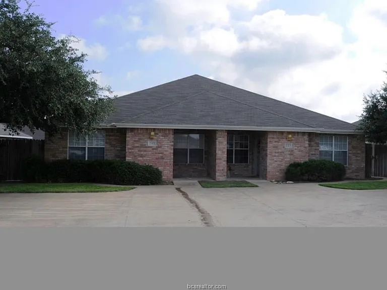 2337 Pronghorn Ln #B — Photo 1