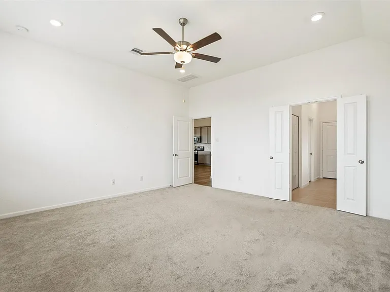 15551 Blue Lake Dr — Photo 14