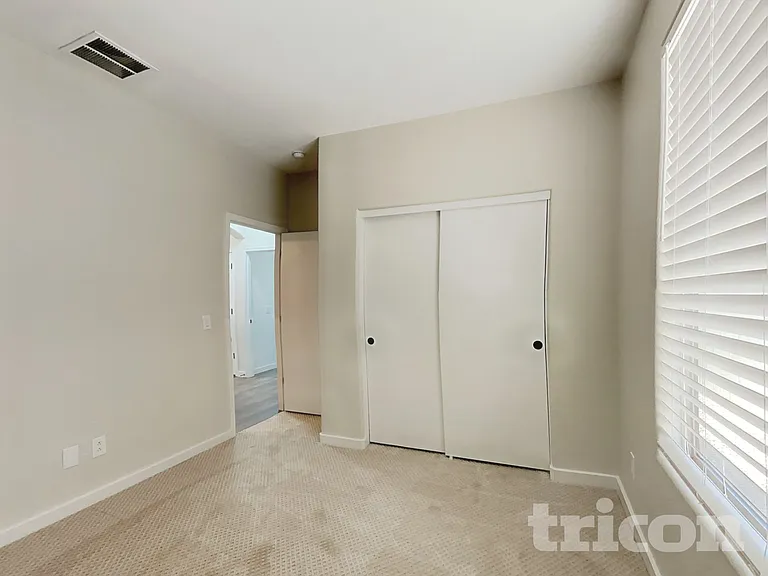 45960 W Barbara Ln — Photo 12