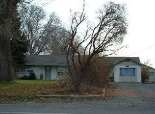 26601 Ice Harbor Dr, Burbank, WA 99323