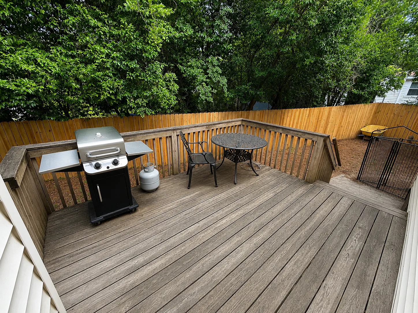 3 bed, 1170 sqft, $2,150 — Photo 2