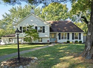 7900 Granada Rd, Prairie Village, KS 66208