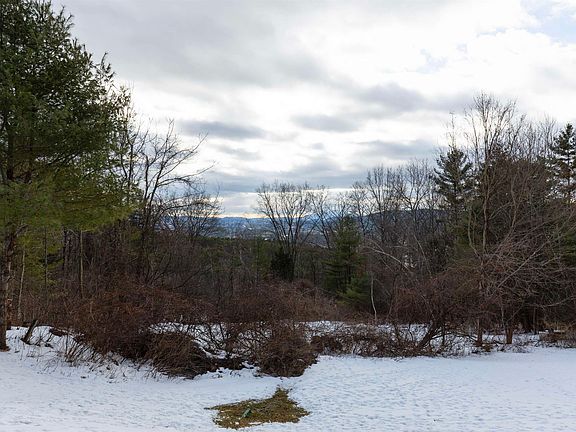 4th image of 195 Willey Hill Road