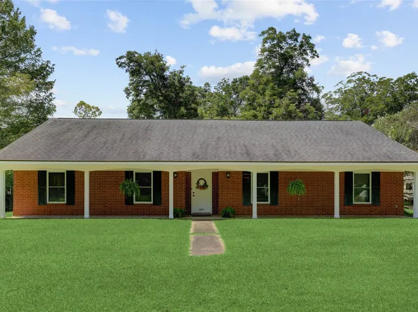 319 Garrett Rd, Wharton, TX 77488