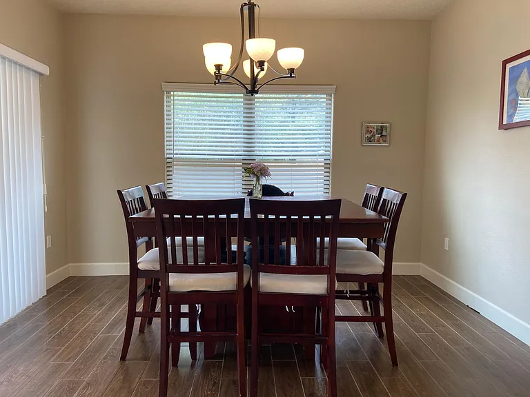 8701 Desert Finch Ln NE — Photo 4