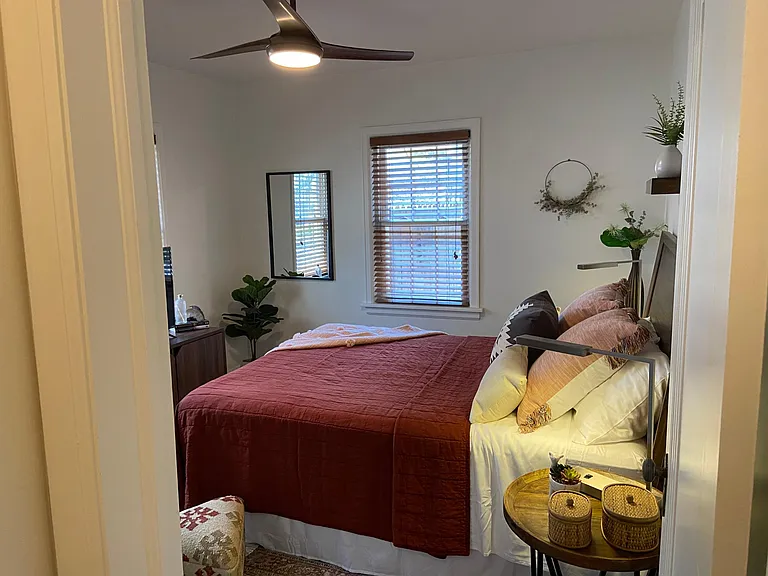 247 N Parkwood Ln — Photo 46