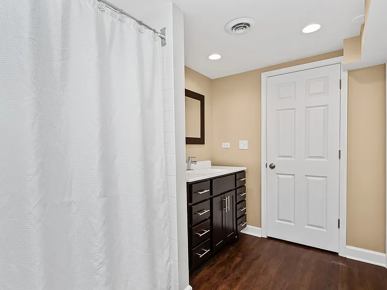 7254 N Osceola Ave — Photo 7