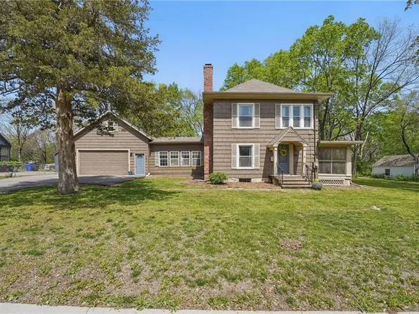 680 W Cedar St, Olathe, KS 66061