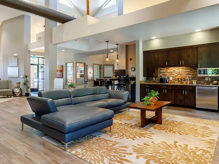 UTE CREEK APARTMENTS — Photo 34