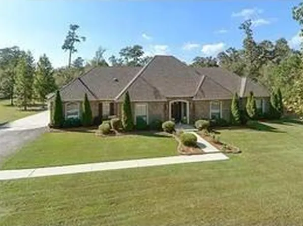 293 Perrilloux Rd, Madisonville, LA 70447