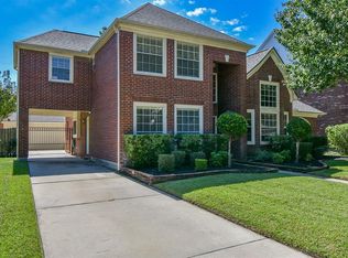 12423 New Hampton Dr, Tomball, TX 77377