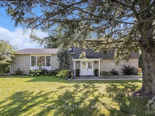 733 Saint Isidore Rd #3, Casselman, ON K0A 1M0