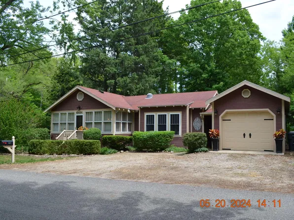 6491 Harrison St, Coloma, MI 49038