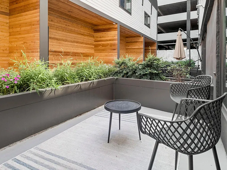1801 2nd Ave #202 — Photo 4