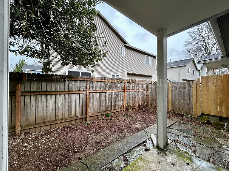 5821 SE Knapp St #4 — Photo 17