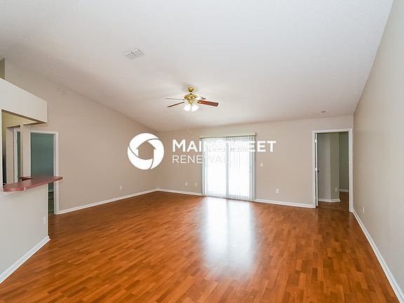 4th image of 605 Abbey Ct