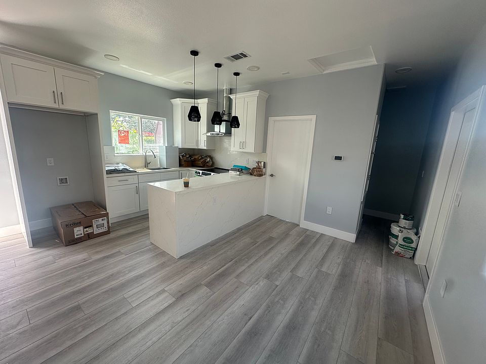 1st image of 2215 S Della Ln #B