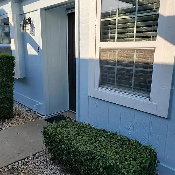 11135 Carriage Hill Dr #3 — Photo 1